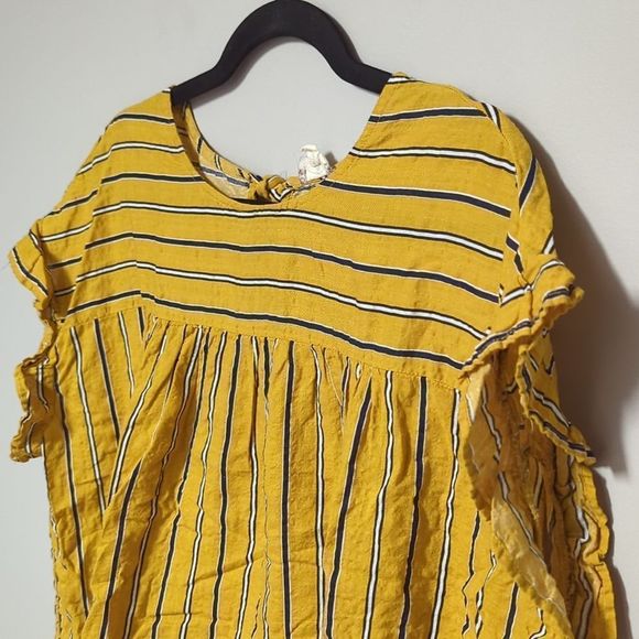 Hem & Thread Yellow and Blue Striped Short Sleeve Blouse - Picture 2 of 7